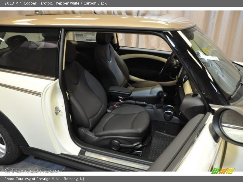 Pepper White / Carbon Black 2013 Mini Cooper Hardtop