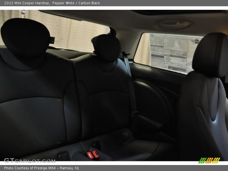 Pepper White / Carbon Black 2013 Mini Cooper Hardtop