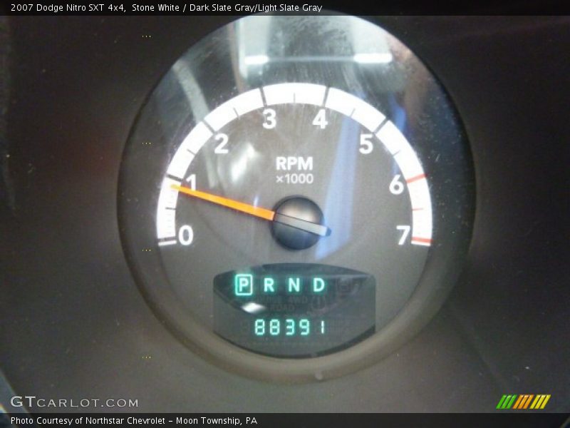 Stone White / Dark Slate Gray/Light Slate Gray 2007 Dodge Nitro SXT 4x4