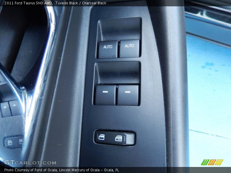 Tuxedo Black / Charcoal Black 2011 Ford Taurus SHO AWD