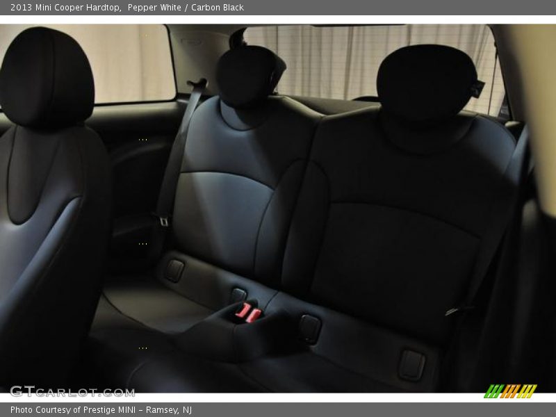 Pepper White / Carbon Black 2013 Mini Cooper Hardtop