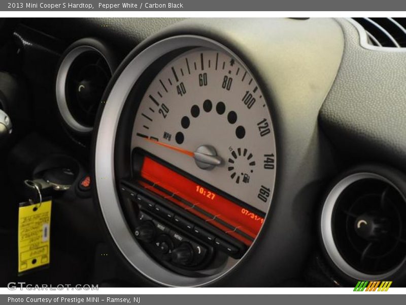 Pepper White / Carbon Black 2013 Mini Cooper S Hardtop