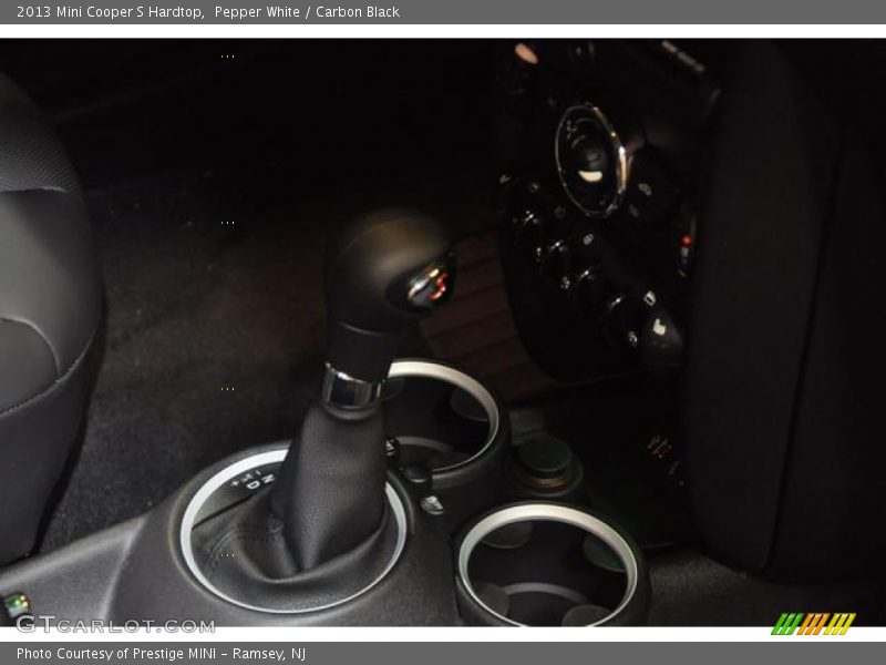 Pepper White / Carbon Black 2013 Mini Cooper S Hardtop