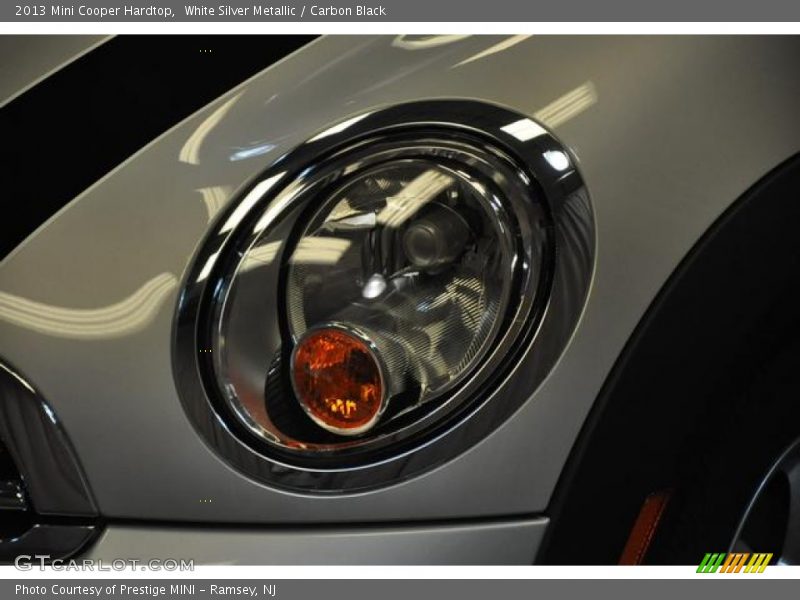 White Silver Metallic / Carbon Black 2013 Mini Cooper Hardtop