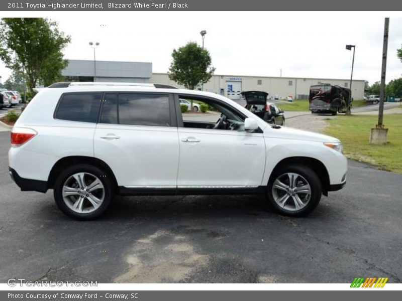 Blizzard White Pearl / Black 2011 Toyota Highlander Limited