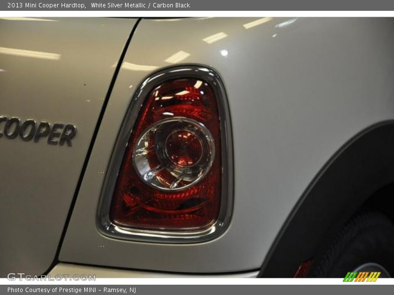 White Silver Metallic / Carbon Black 2013 Mini Cooper Hardtop