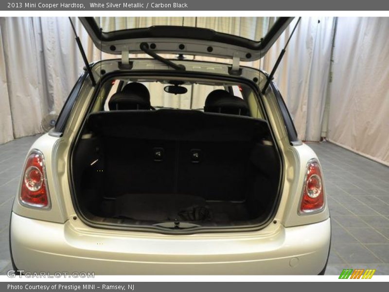 White Silver Metallic / Carbon Black 2013 Mini Cooper Hardtop