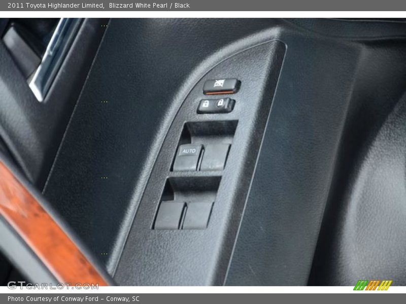 Blizzard White Pearl / Black 2011 Toyota Highlander Limited