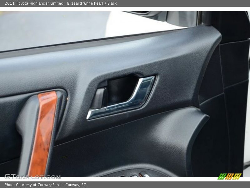 Blizzard White Pearl / Black 2011 Toyota Highlander Limited