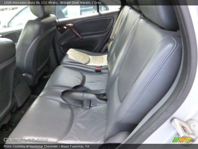 Brilliant Silver Metallic / Grey 1998 Mercedes-Benz ML 320 4Matic