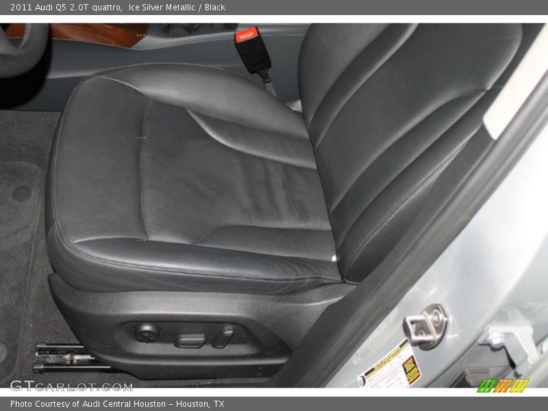 Ice Silver Metallic / Black 2011 Audi Q5 2.0T quattro