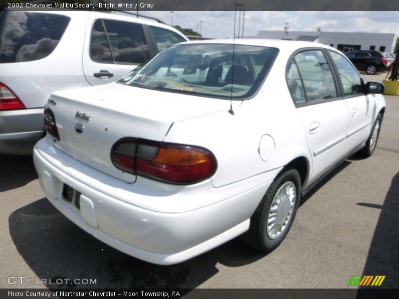 Bright White / Gray 2002 Chevrolet Malibu Sedan