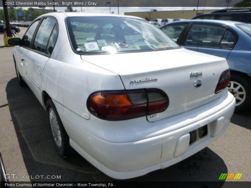 Bright White / Gray 2002 Chevrolet Malibu Sedan