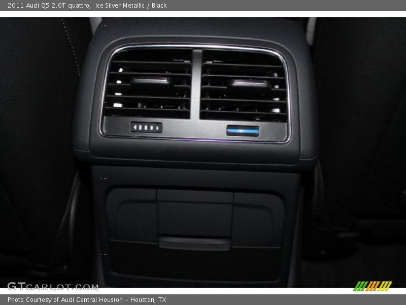 Ice Silver Metallic / Black 2011 Audi Q5 2.0T quattro