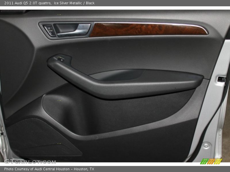 Ice Silver Metallic / Black 2011 Audi Q5 2.0T quattro