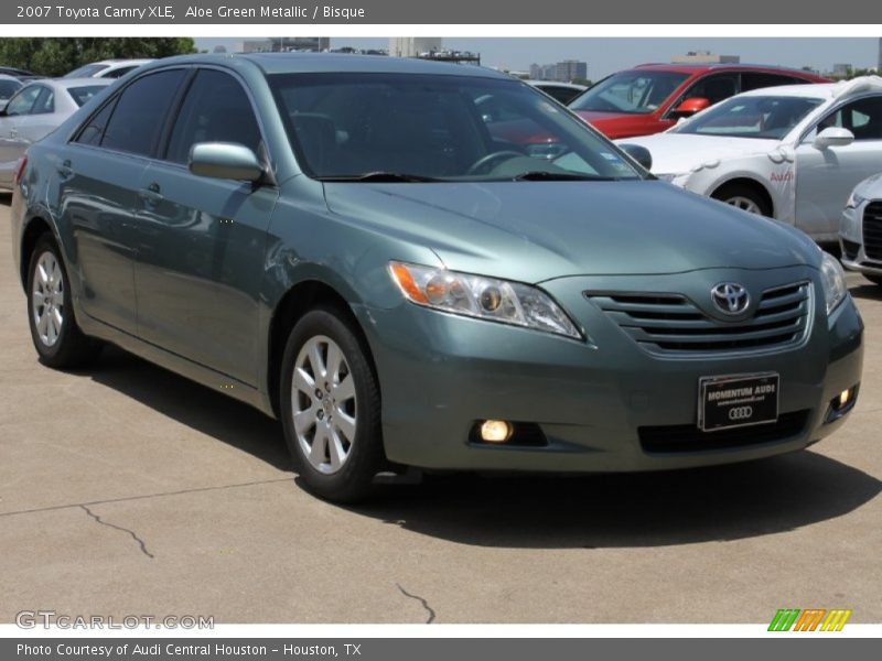 Aloe Green Metallic / Bisque 2007 Toyota Camry XLE