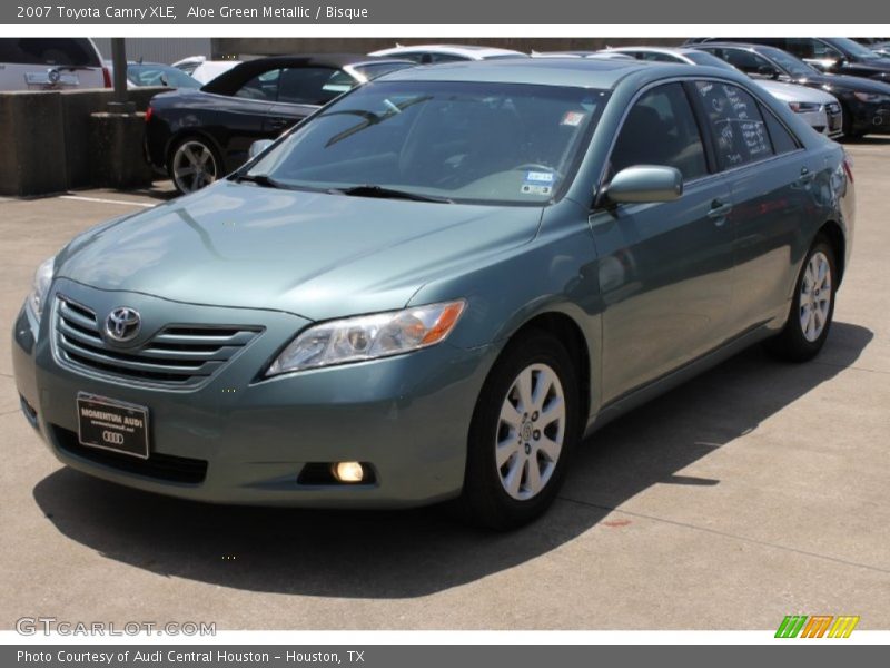 Aloe Green Metallic / Bisque 2007 Toyota Camry XLE