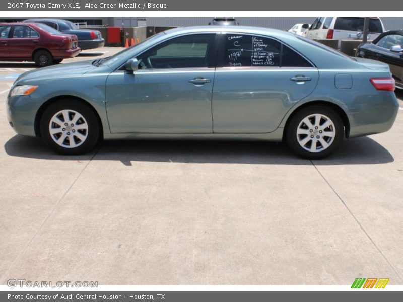 Aloe Green Metallic / Bisque 2007 Toyota Camry XLE