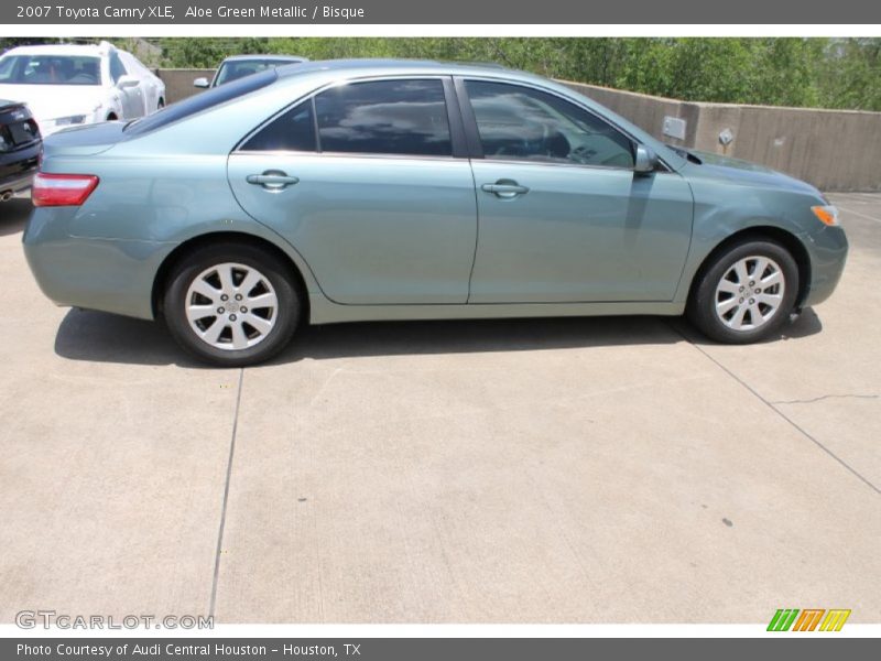 Aloe Green Metallic / Bisque 2007 Toyota Camry XLE