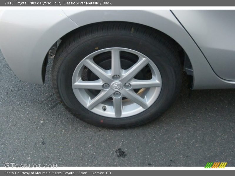 Classic Silver Metallic / Black 2013 Toyota Prius c Hybrid Four