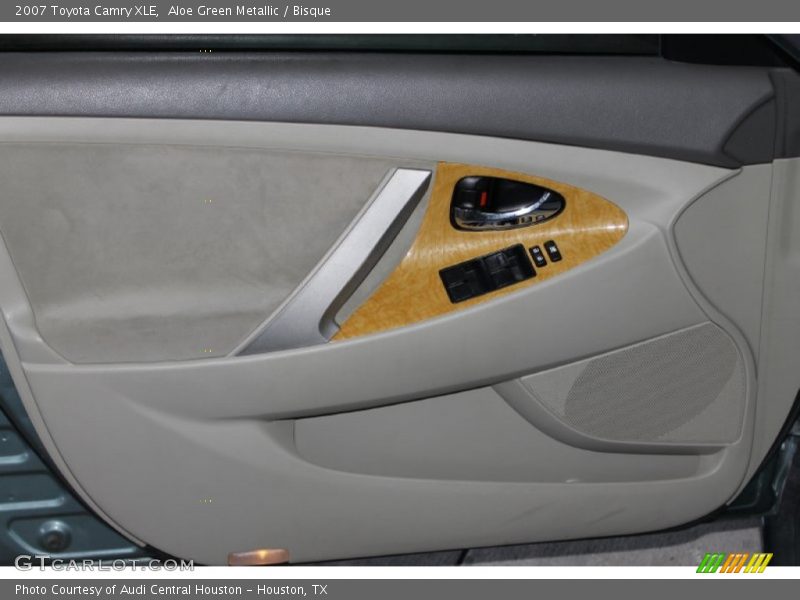 Aloe Green Metallic / Bisque 2007 Toyota Camry XLE