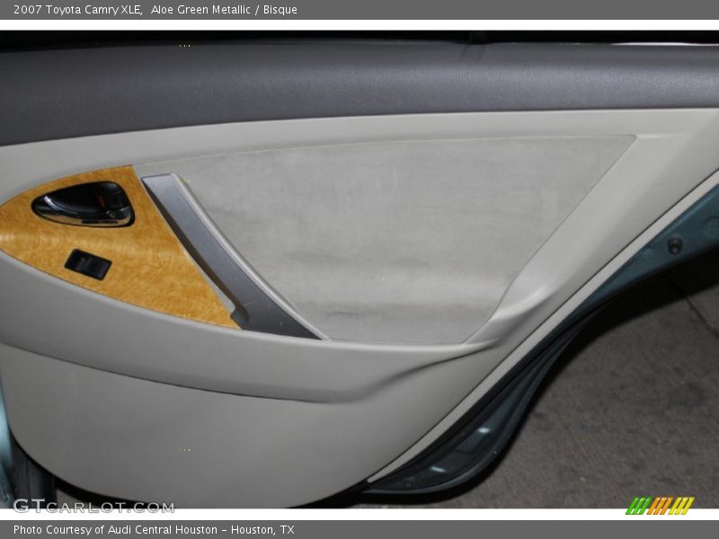 Aloe Green Metallic / Bisque 2007 Toyota Camry XLE