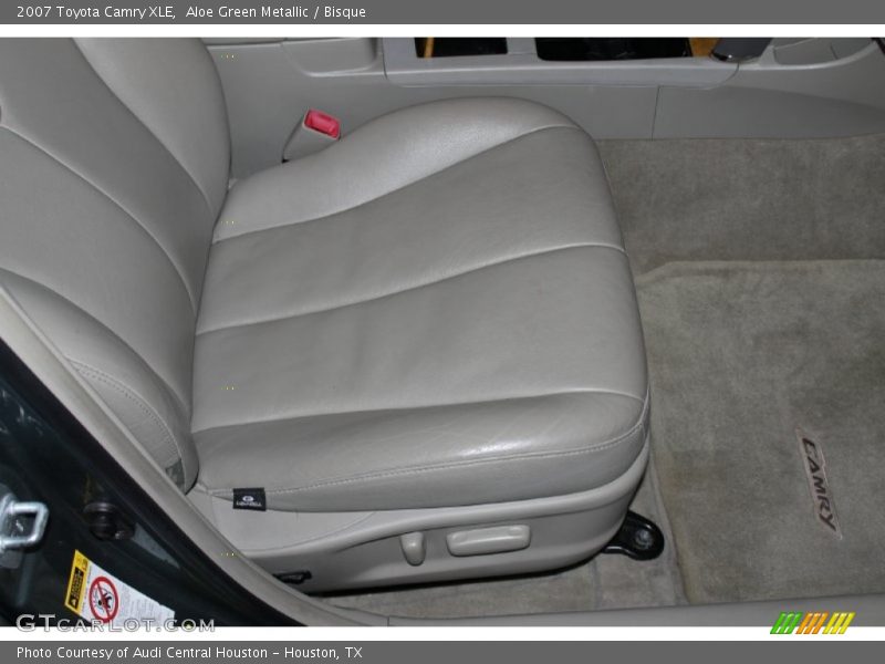 Aloe Green Metallic / Bisque 2007 Toyota Camry XLE