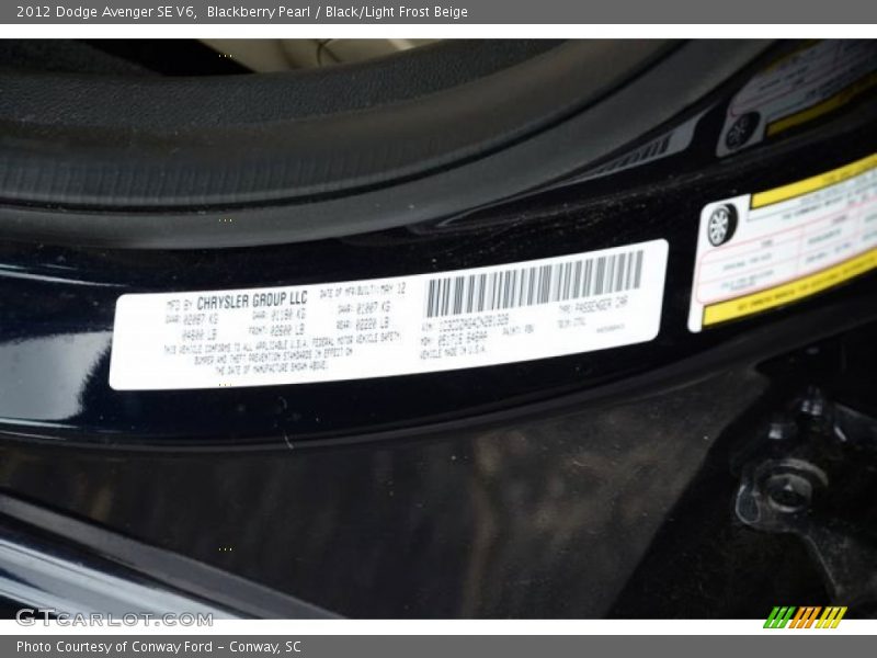 Blackberry Pearl / Black/Light Frost Beige 2012 Dodge Avenger SE V6