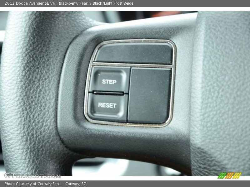 Blackberry Pearl / Black/Light Frost Beige 2012 Dodge Avenger SE V6