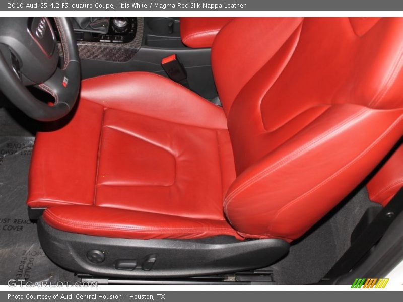 Front Seat of 2010 S5 4.2 FSI quattro Coupe
