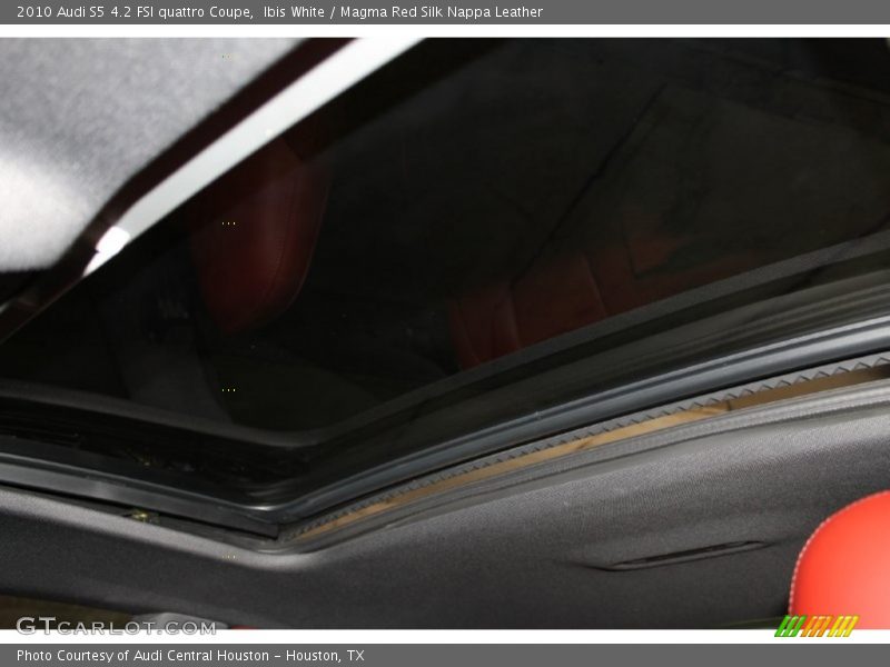 Ibis White / Magma Red Silk Nappa Leather 2010 Audi S5 4.2 FSI quattro Coupe