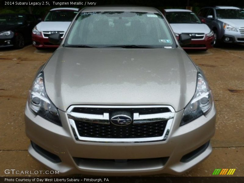 Tungsten Metallic / Ivory 2014 Subaru Legacy 2.5i