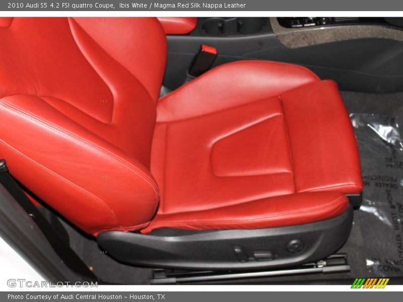 Front Seat of 2010 S5 4.2 FSI quattro Coupe