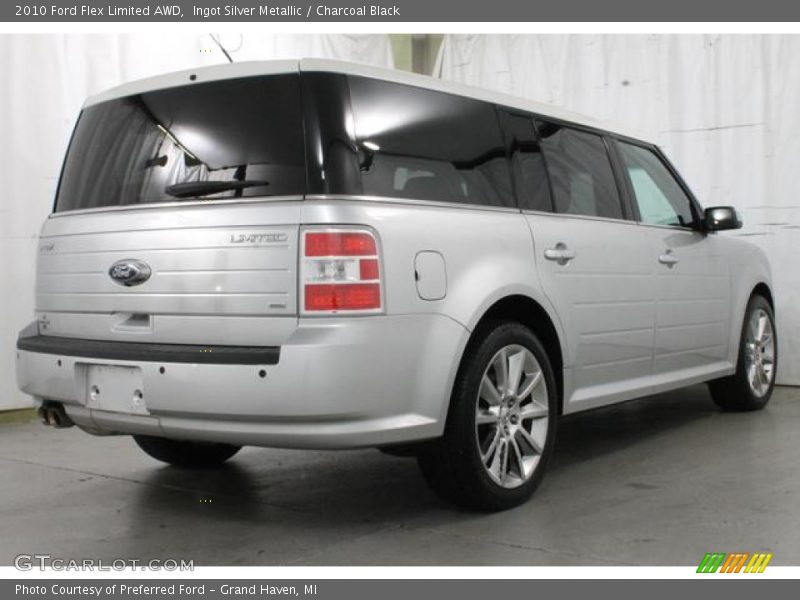 Ingot Silver Metallic / Charcoal Black 2010 Ford Flex Limited AWD