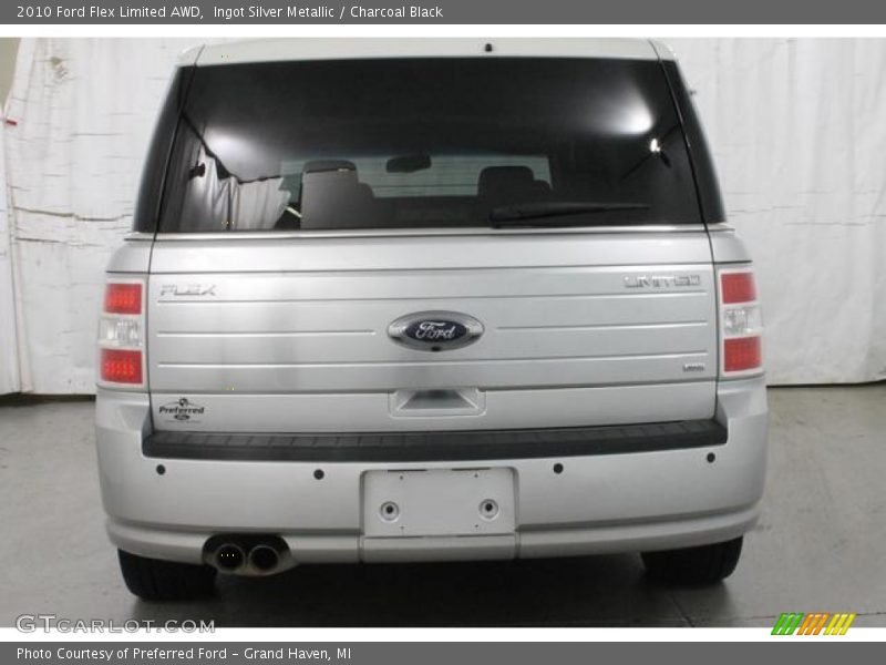Ingot Silver Metallic / Charcoal Black 2010 Ford Flex Limited AWD