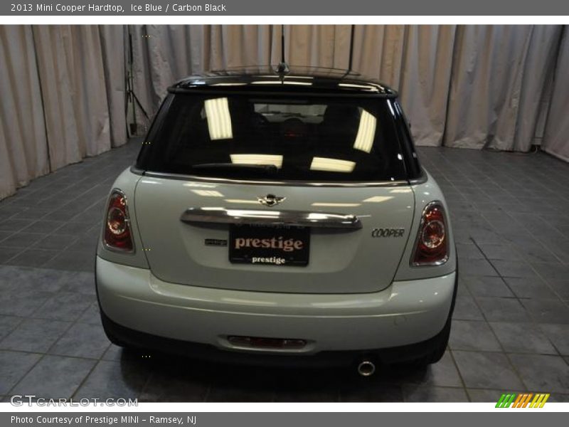 Ice Blue / Carbon Black 2013 Mini Cooper Hardtop