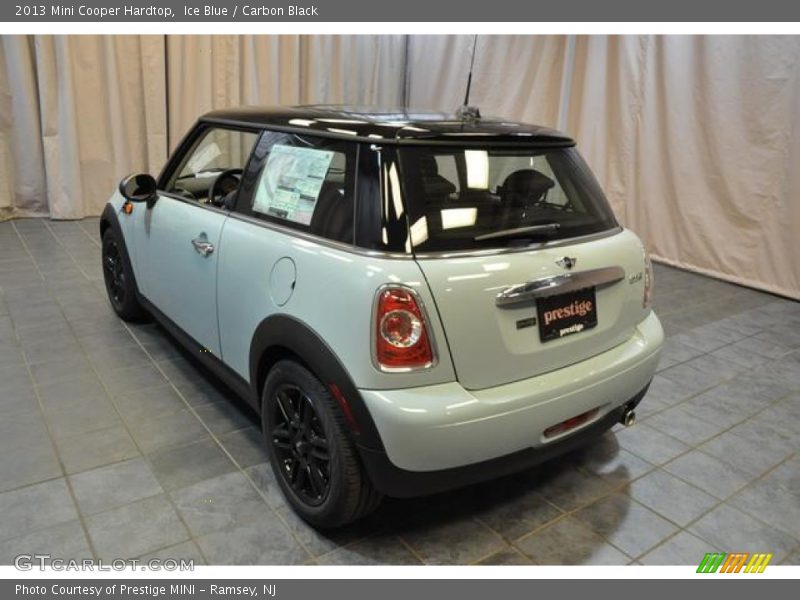 Ice Blue / Carbon Black 2013 Mini Cooper Hardtop