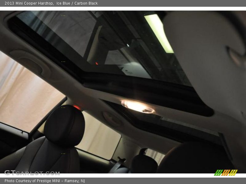Ice Blue / Carbon Black 2013 Mini Cooper Hardtop