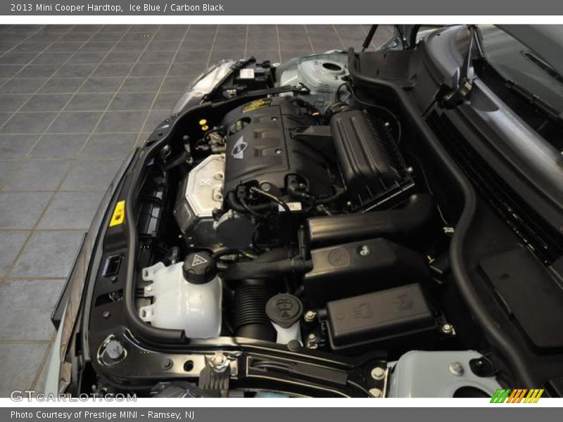 Ice Blue / Carbon Black 2013 Mini Cooper Hardtop