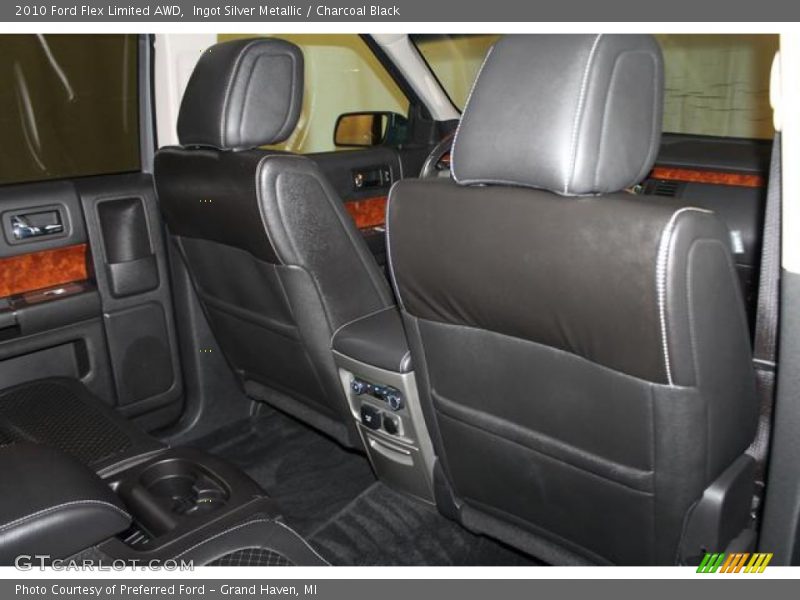 Ingot Silver Metallic / Charcoal Black 2010 Ford Flex Limited AWD