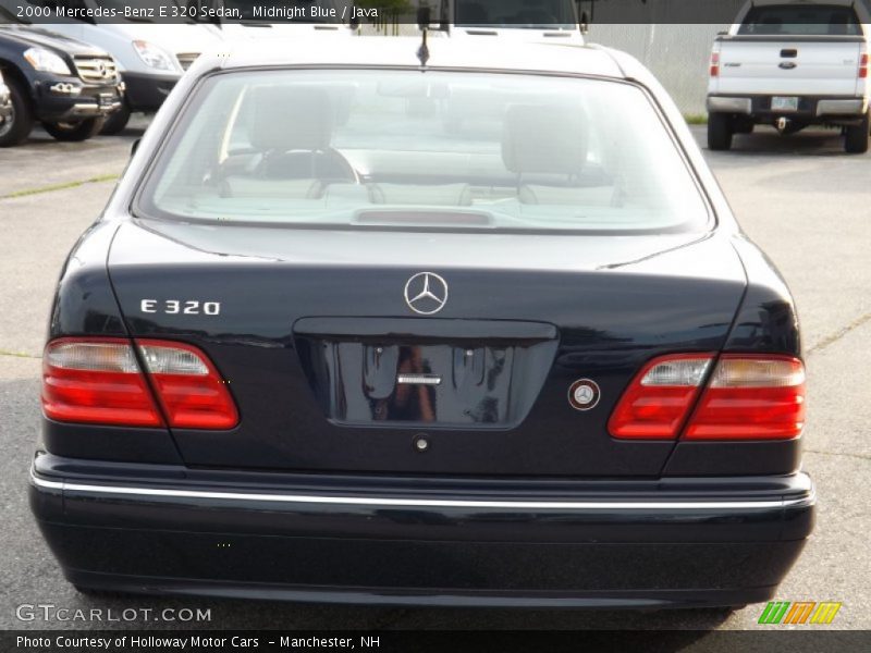 Midnight Blue / Java 2000 Mercedes-Benz E 320 Sedan