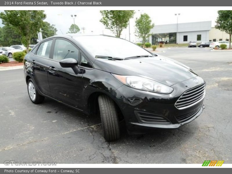 Tuxedo Black / Charcoal Black 2014 Ford Fiesta S Sedan