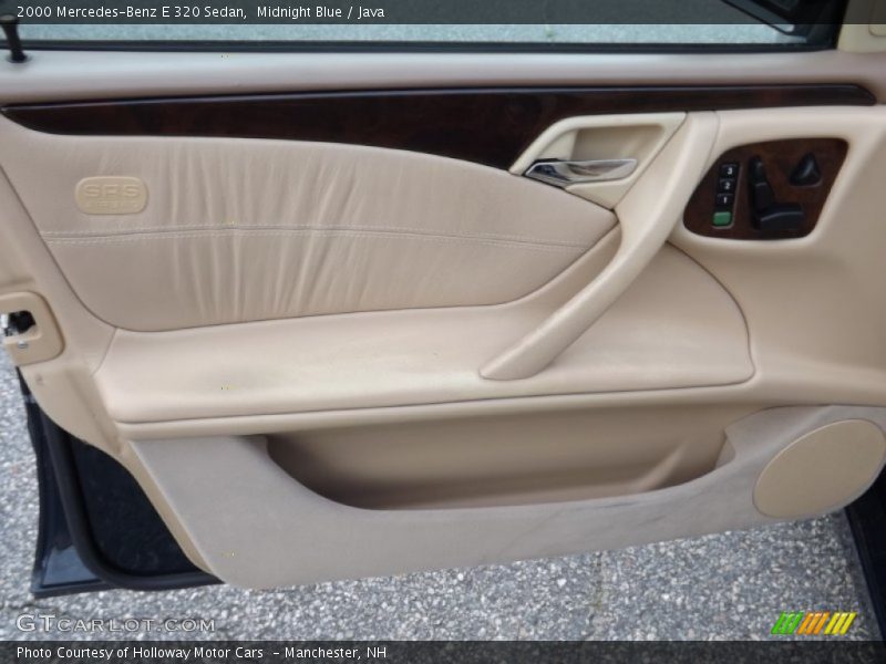 Midnight Blue / Java 2000 Mercedes-Benz E 320 Sedan