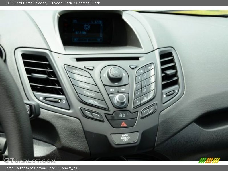 Tuxedo Black / Charcoal Black 2014 Ford Fiesta S Sedan