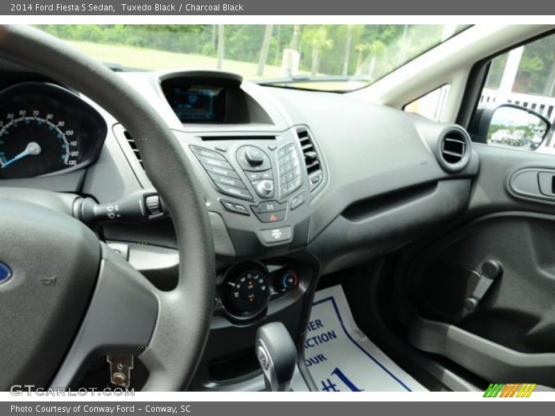 Tuxedo Black / Charcoal Black 2014 Ford Fiesta S Sedan