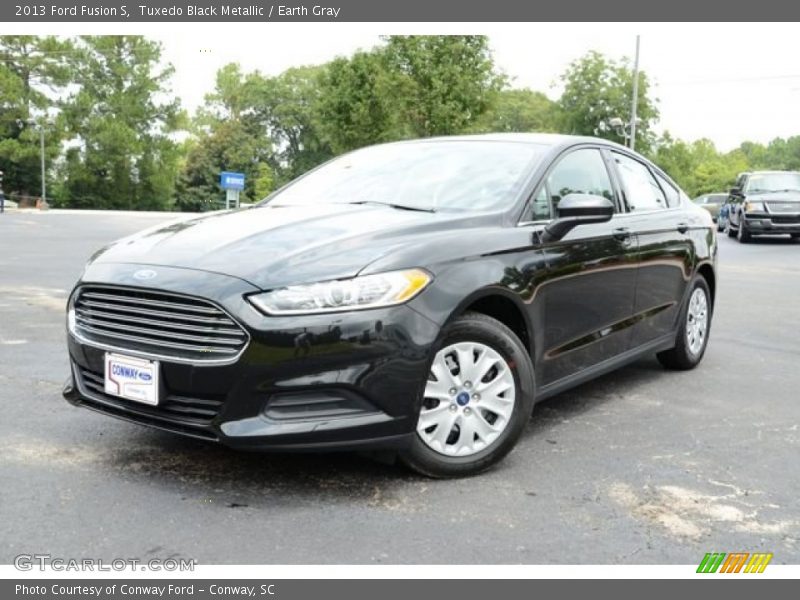 Tuxedo Black Metallic / Earth Gray 2013 Ford Fusion S