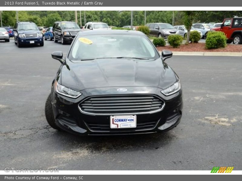 Tuxedo Black Metallic / Earth Gray 2013 Ford Fusion S