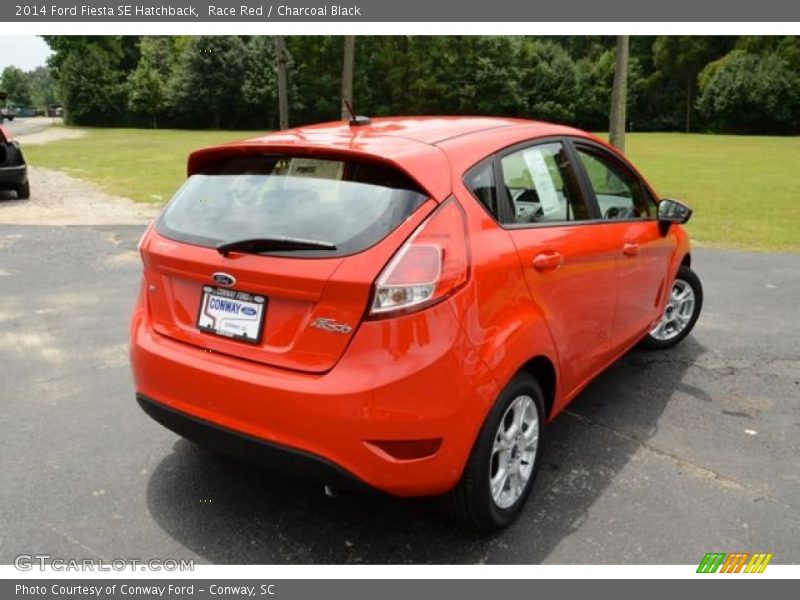 Race Red / Charcoal Black 2014 Ford Fiesta SE Hatchback