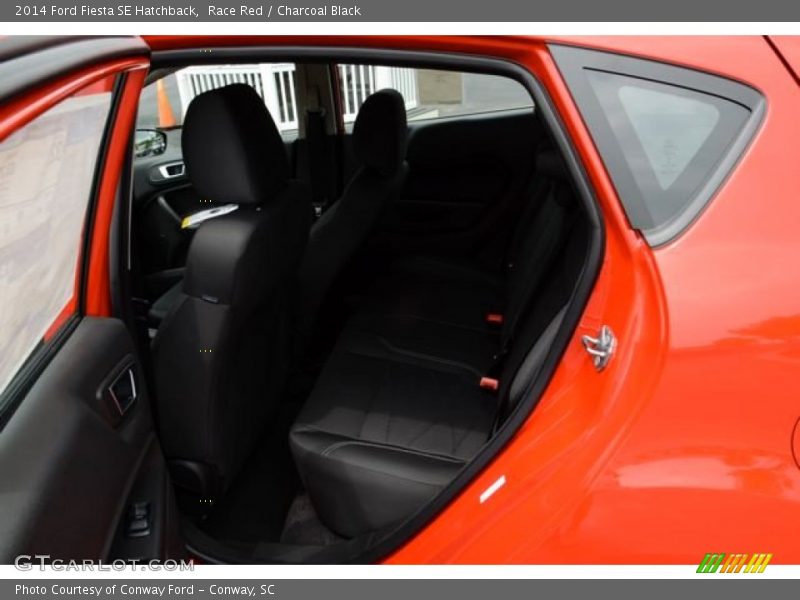 Race Red / Charcoal Black 2014 Ford Fiesta SE Hatchback