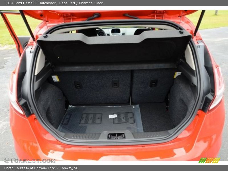 Race Red / Charcoal Black 2014 Ford Fiesta SE Hatchback